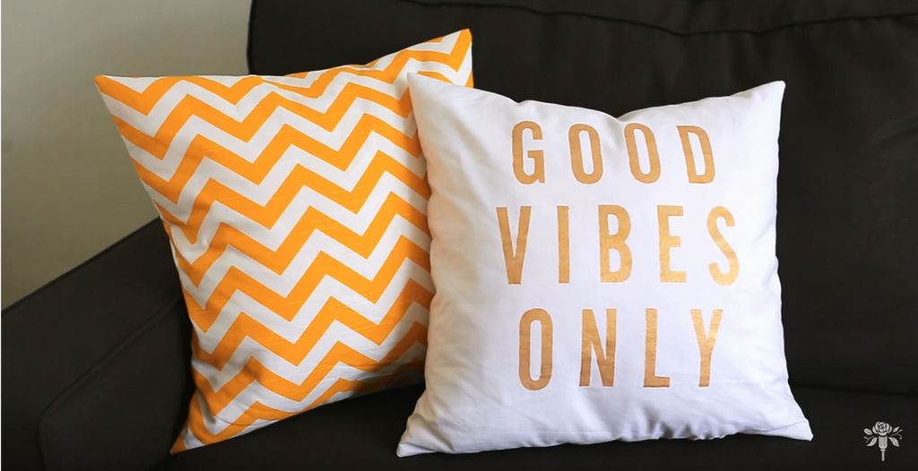 TheSorryGirls How to diy pillows great DIY PILLOW CASES home deco project easy for great results